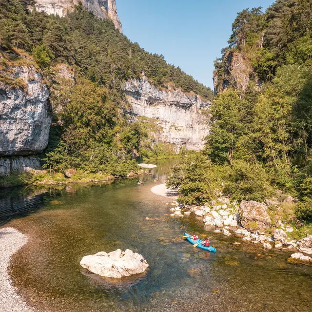 Descente journée en canoë depuis la Malène (20km) - La Barbote