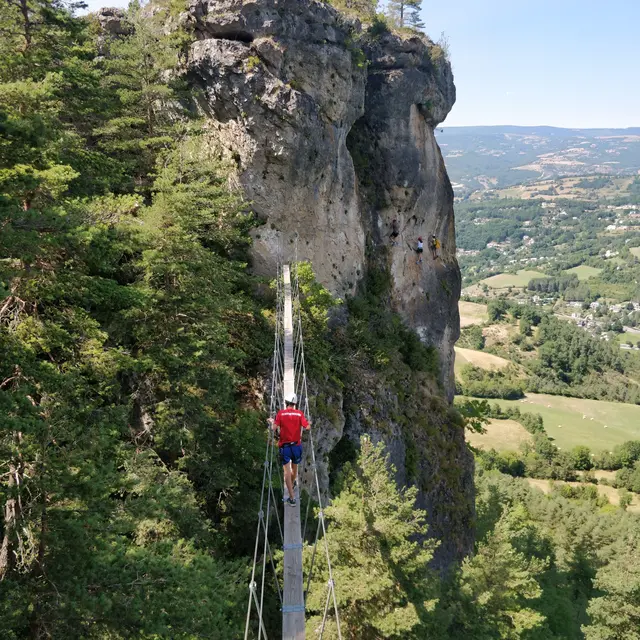 Via ferrata de Roqueprins (La Canourgue) - La belle cordée