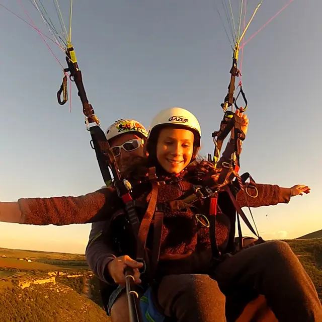 Vol Ascendance - Fly Millau Parapente