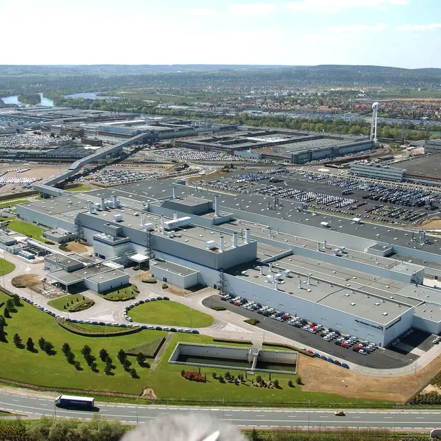 Visite guidée de l'usine Stellantis Poissy