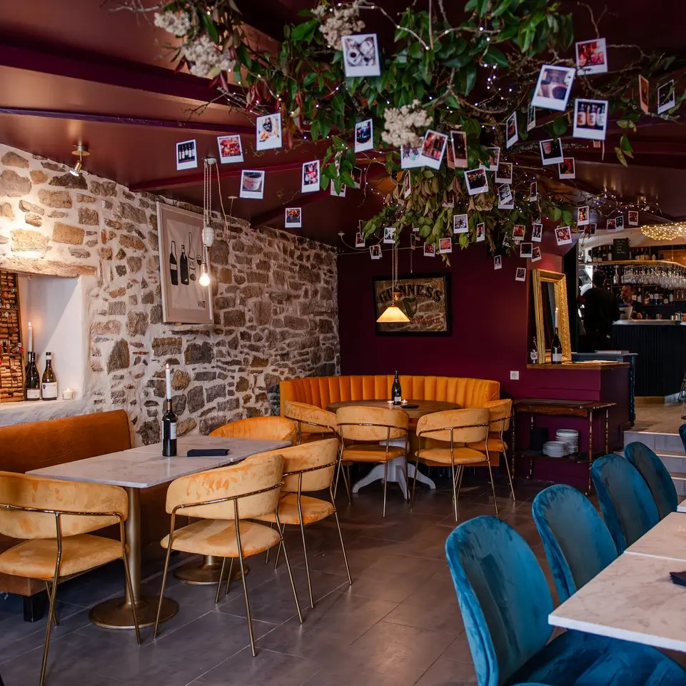 Assemblage bar à vins