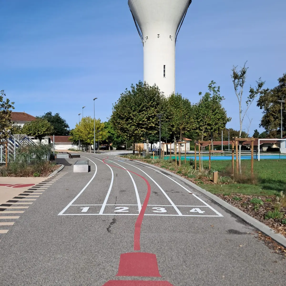 CLNT-SAINT JULIEN EN BORN-Skate Parc (2)