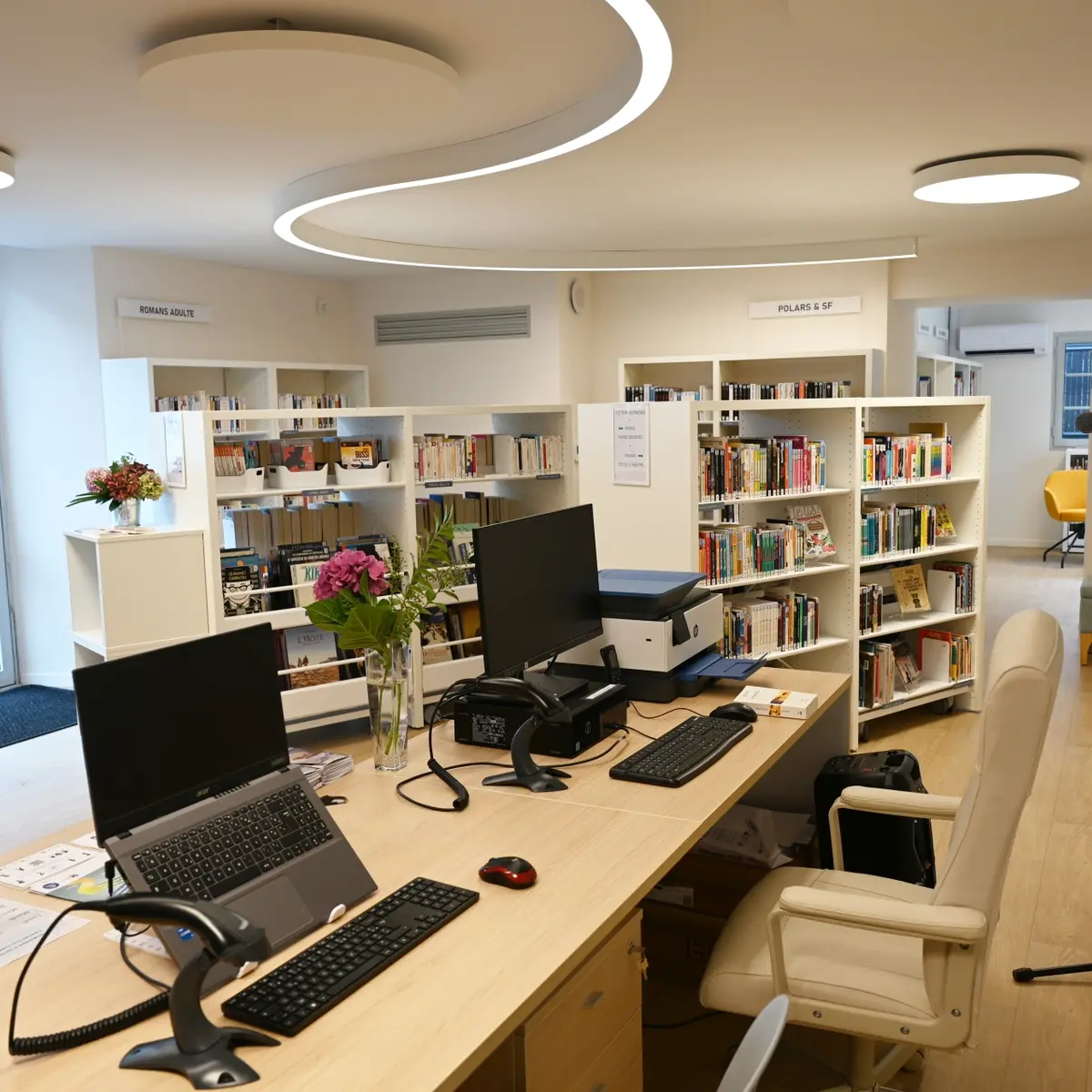 Centre culturel AMBILLE - Accueil - ARETTE (©Mairie Arette)