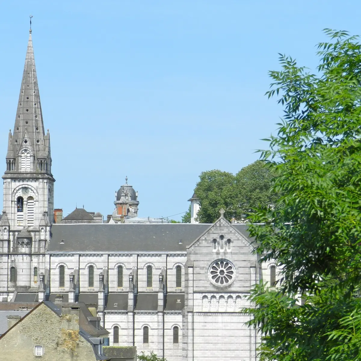 Eglise-Notre-Dame-II-OLORON-SAINTE-MARIE