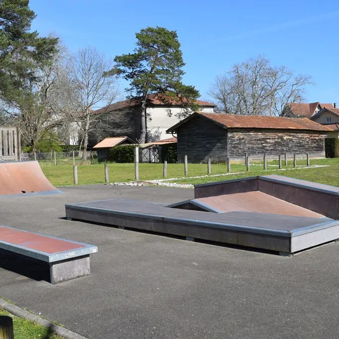 ©CLNT - SAINT JULIEN EN BORN - Skatepark (3)