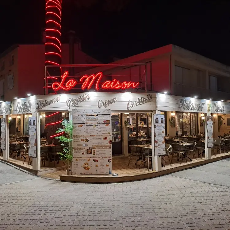 LA MAISON OUVERTURE