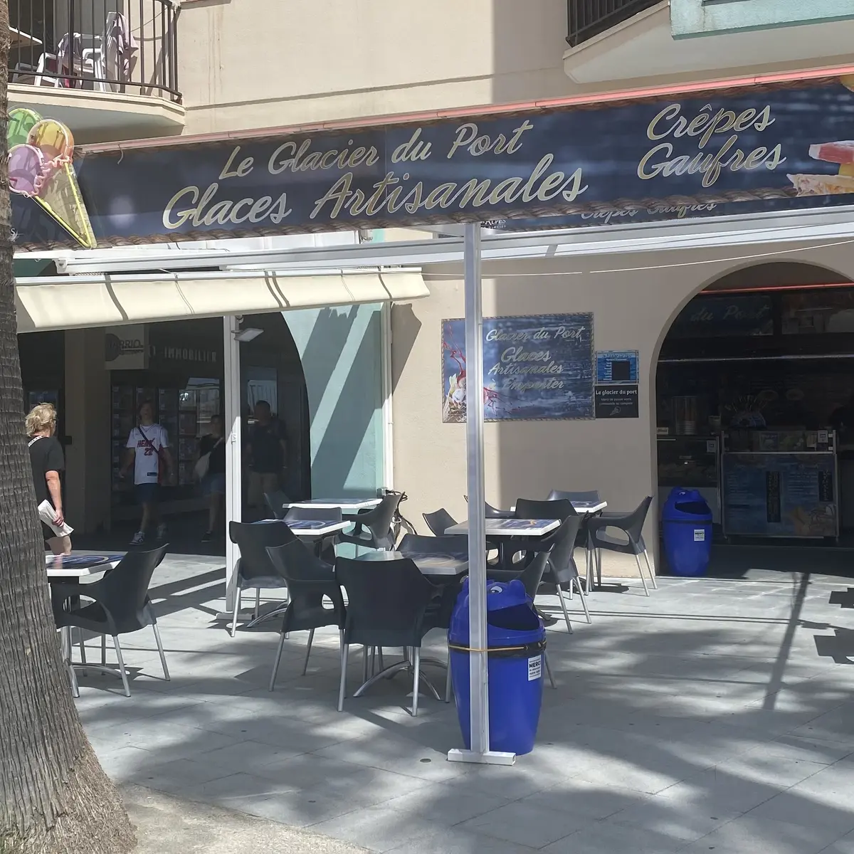 LE GLACIER DU PORT