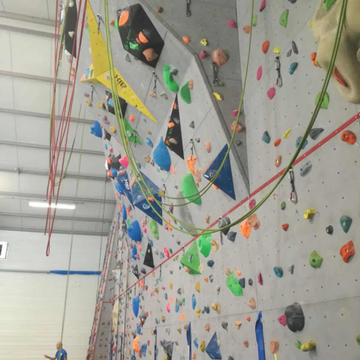 complexe-sports-nature-haussimont-mur-escalade