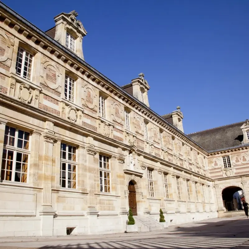 couvent-sainte-marie-chalons-en-champagne-appareillage-champenois