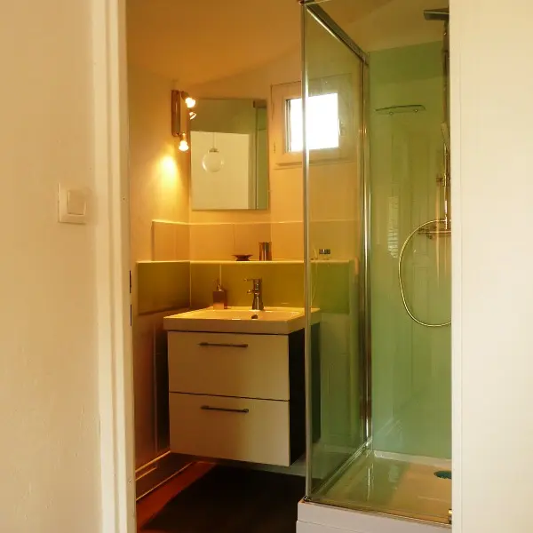 gite-canopee-chalons-bulle-des-cimes-salle-bain