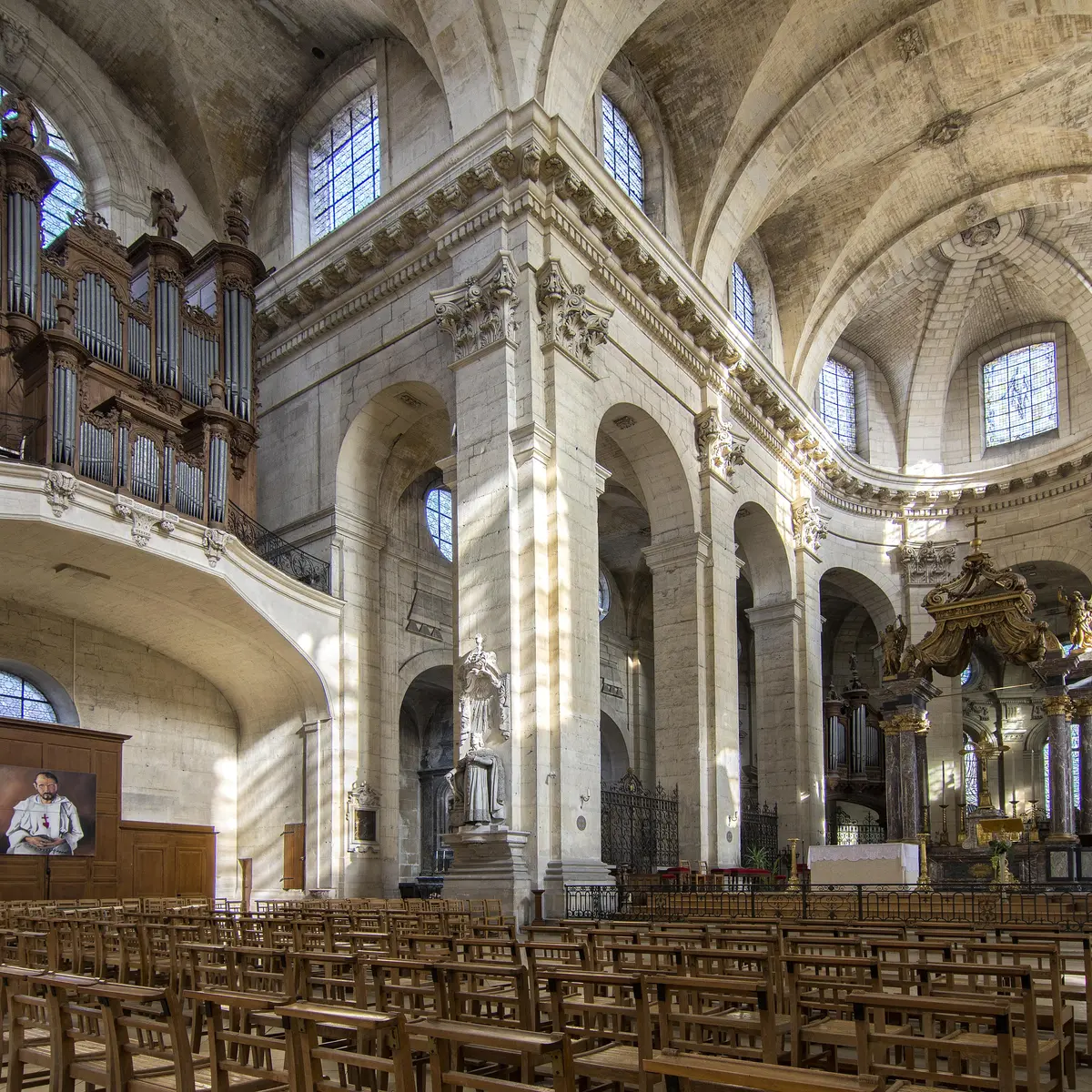 Intérieur Collégiale - Vitry-le-François