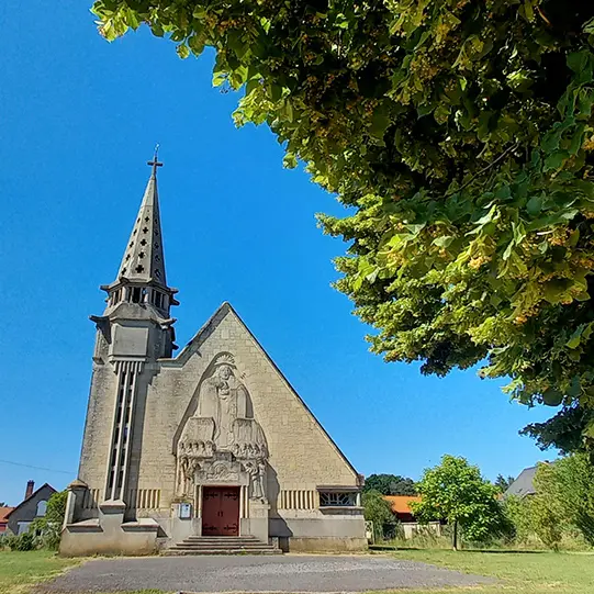 Eglise Saint-Martin 2023 < Monthenault < Aisne < Picardie