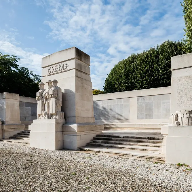 Monument des Anglais < Soissons < Aisne