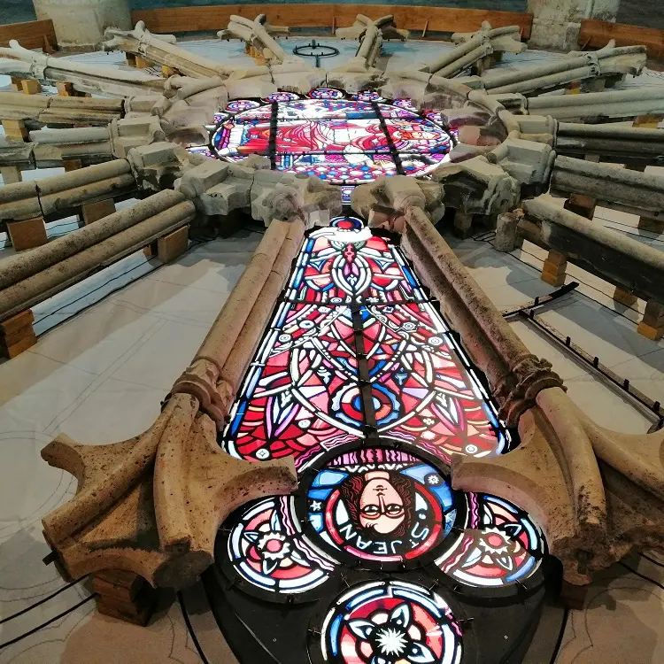 Rosace de la Cathédrale < Musée Saint-Léger < Aisne