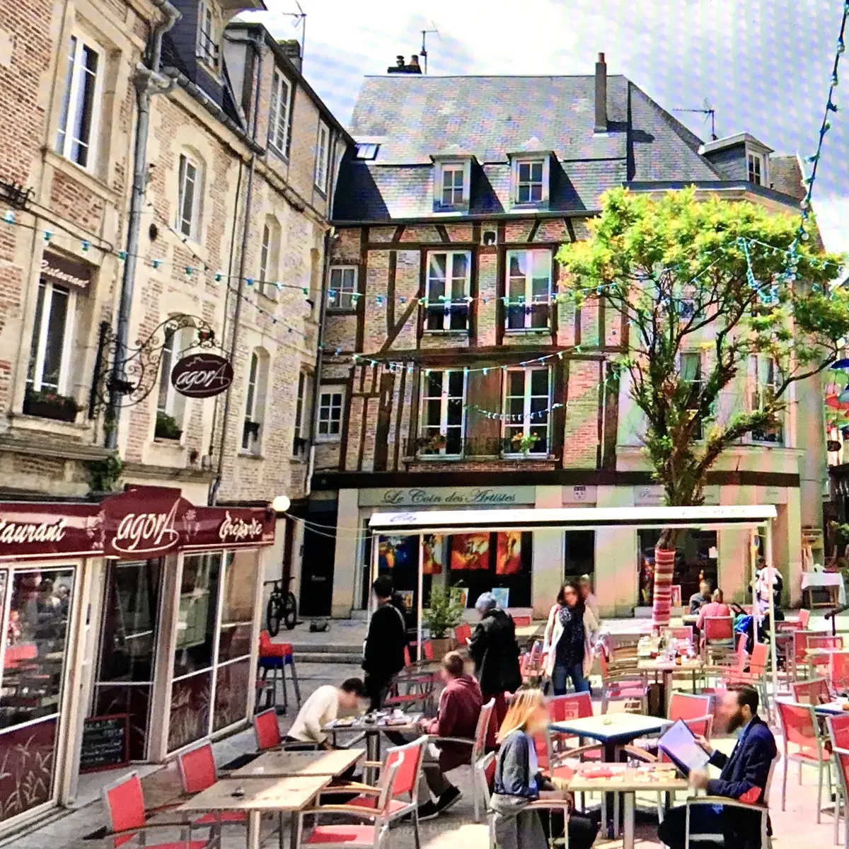 Terrasse Agora < Laon < Aisne < Picardie