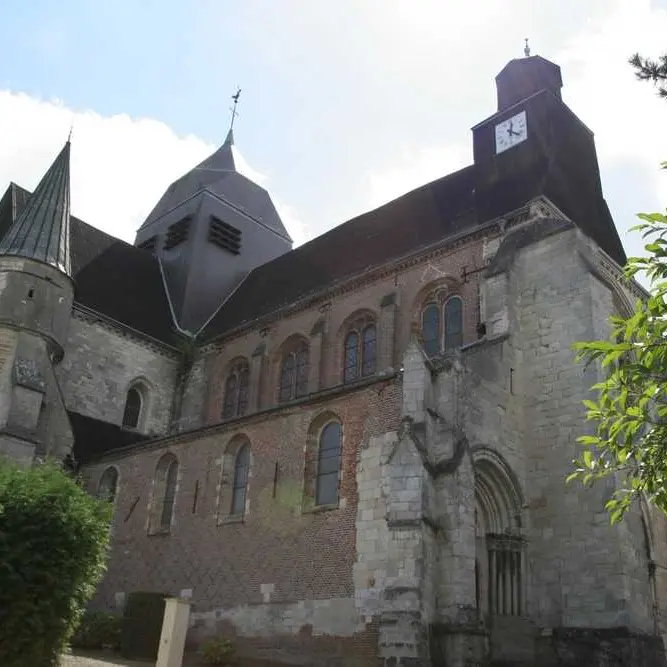 Collégiale < Rozoy-sur-Serre < Aisne < Picardie