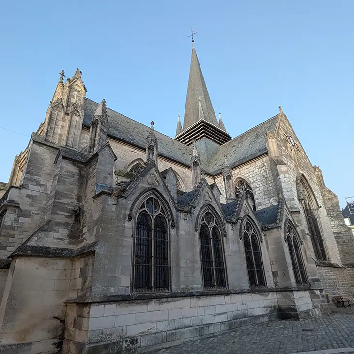 Basilique Notre-Dame III < Liesse < Aisne < Hauts-de-France