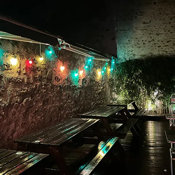 Bar Coyote Café II < Laon < Aisne < Picardie