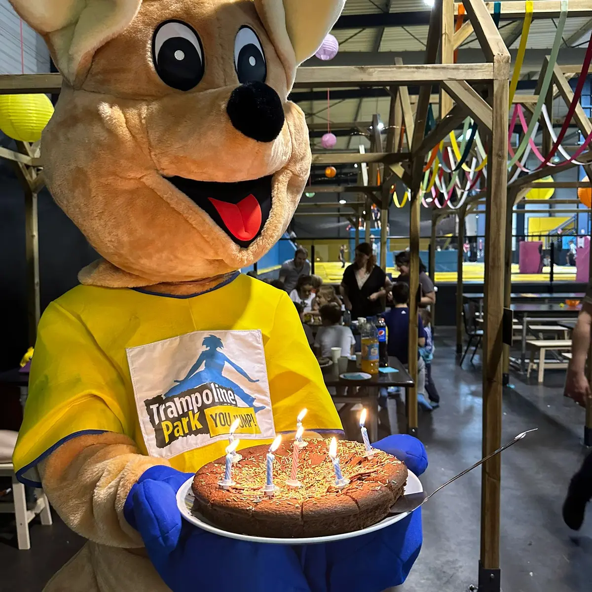 TRAMPOLINE PARK YOU JUMP MARQUETTE-LEZ-LILLE - Mascotte