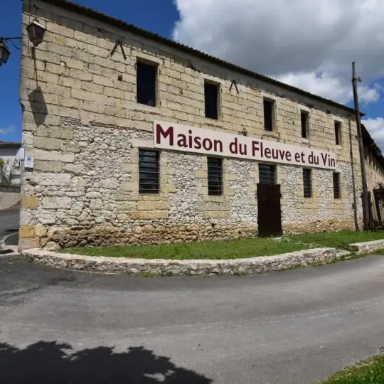 Facade musée de la batellerie