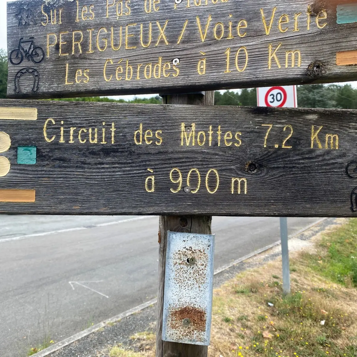 Circuit des Mottes Notre Dame de Sanilhac_borne