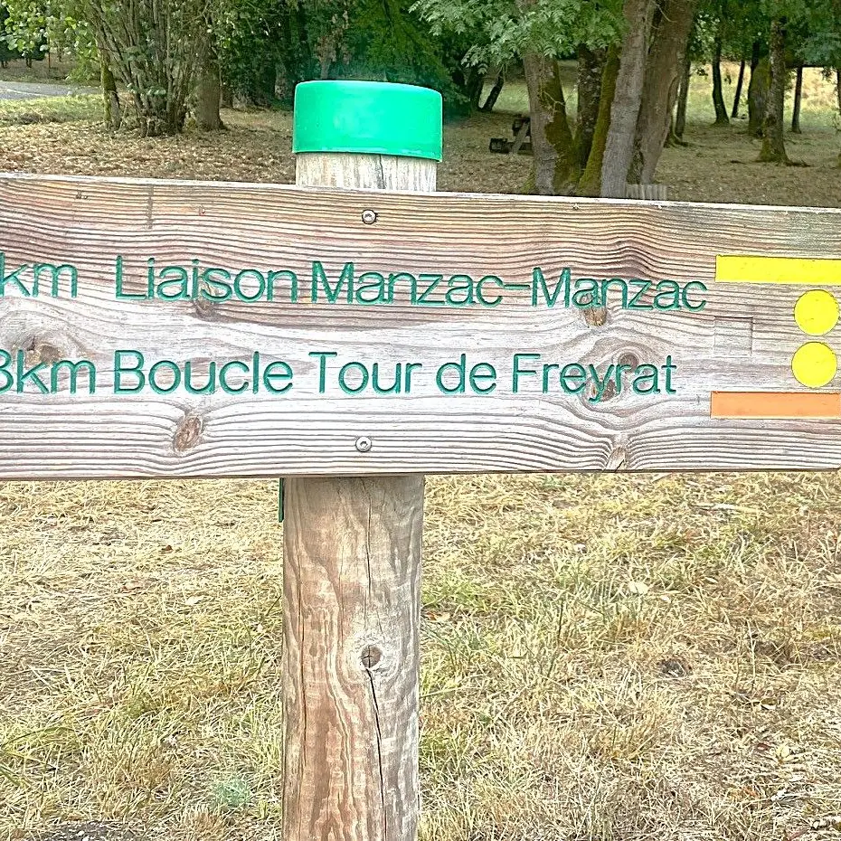 MANZAC SUR VERN-Tour du Freyrat-Signalétique