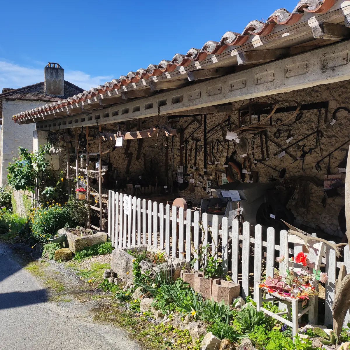 Musée Nanette Saint Paul de Lizonne (15)