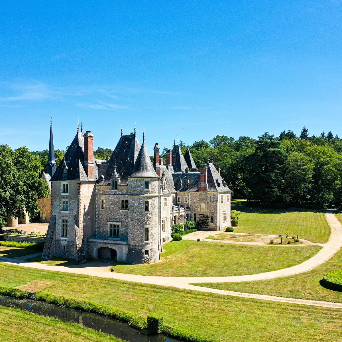 CHATEAUDELAVERRERIE4