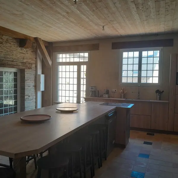 6 photo grand gîte cuisine côte sud