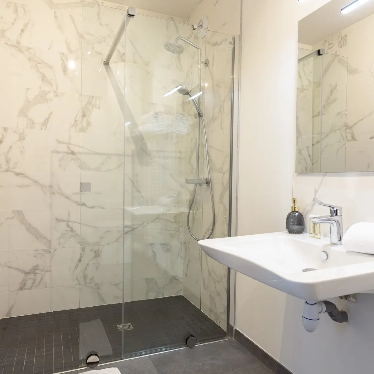 Salle de bains appart 1 Duhamel