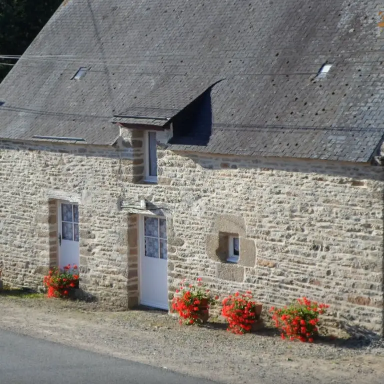 056MS000288_Dano_Gîte de Deil Façade