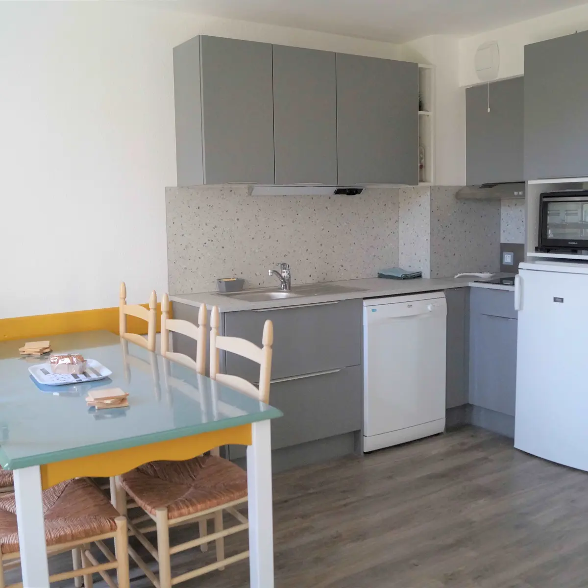 056MS000368_Brohan_Cuisine Salle à manger