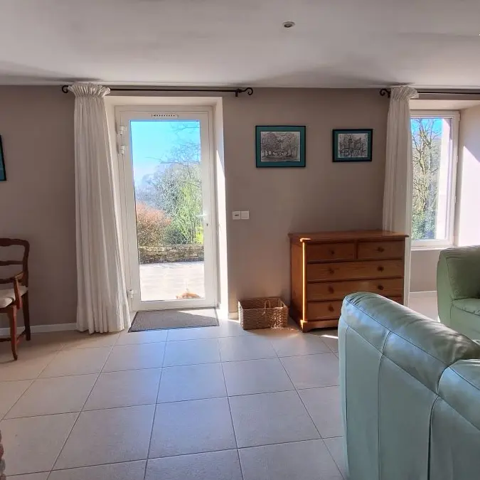 056MS000379_Verduzier_Gite Donnan Int1