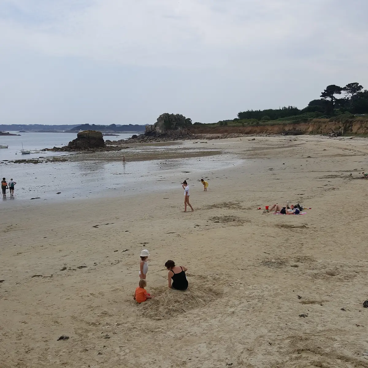 Plage de Pors Hir Plougrescant