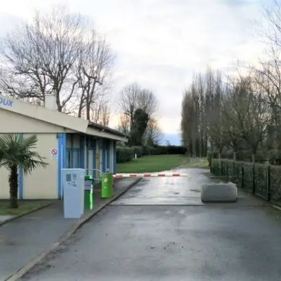 35-ille-et-vilaine-saint-guinoux-aire-campingcarpark-aire3