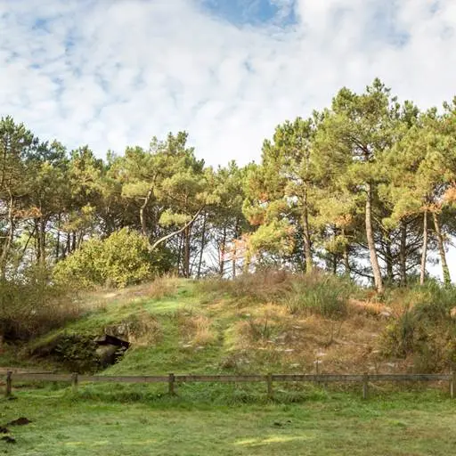 Tumulus-Rocher-Kernours-Le-Bono
