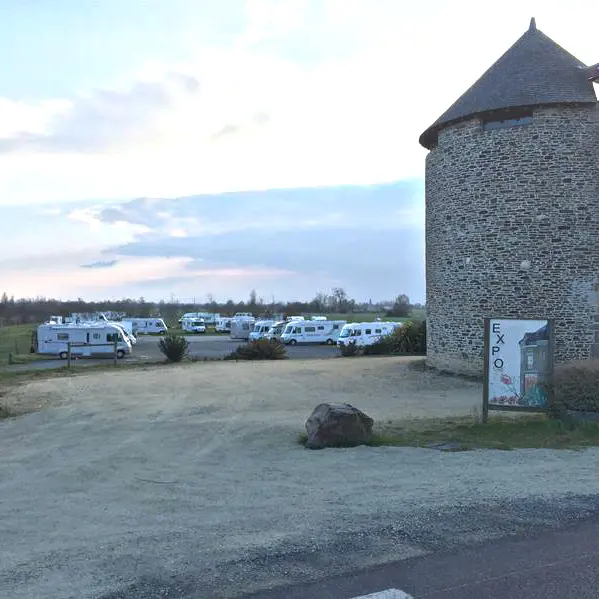 Aire naturelle de Villes-es-Brune à Hirel