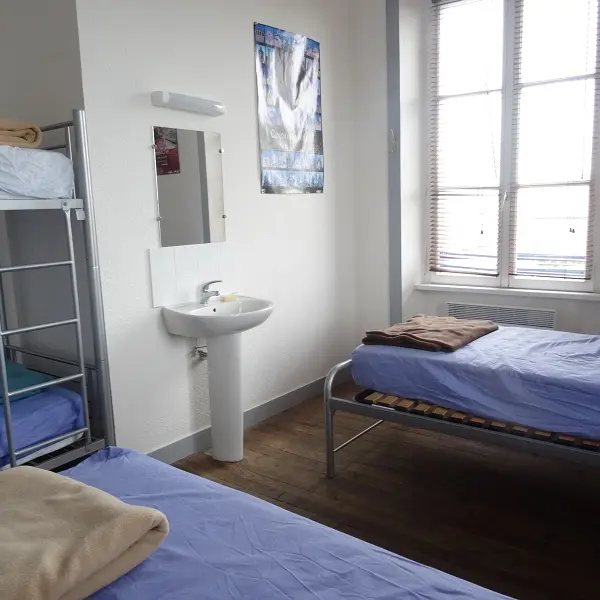 Chambre collective - Gîte de randonnée à Montours