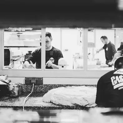 Cuisine-ouverte-Castor-Bellux-Dinard