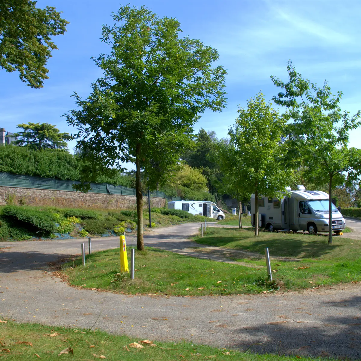 Aire de camping-cars de Bazouges la Pérouse