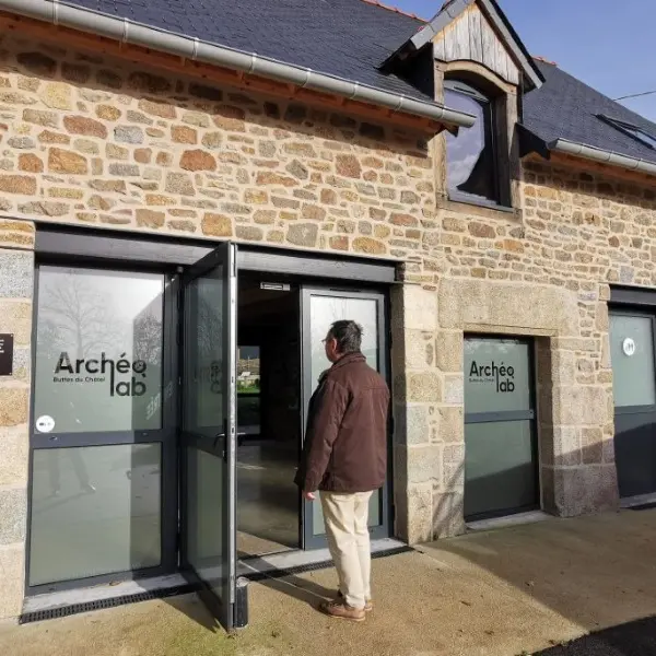 Entrée de l'Archéolab