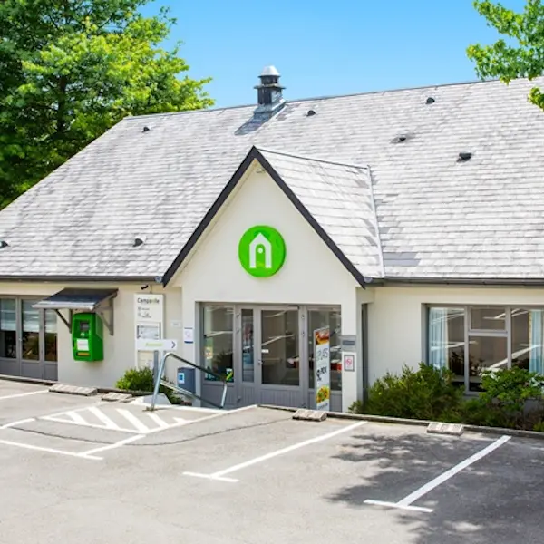 Exterieur le Campanile