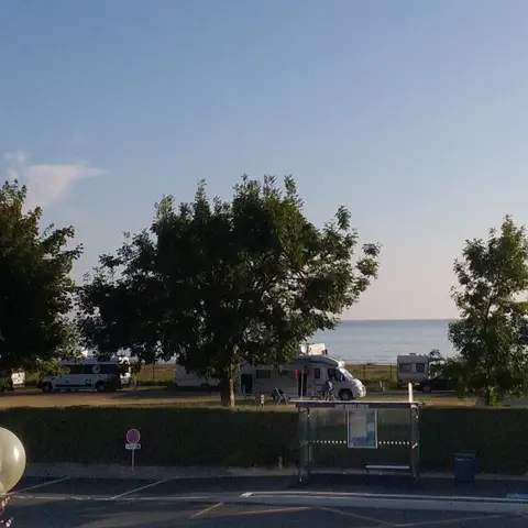 Camping des Ondes à Saint-Benoît-des-Ondes