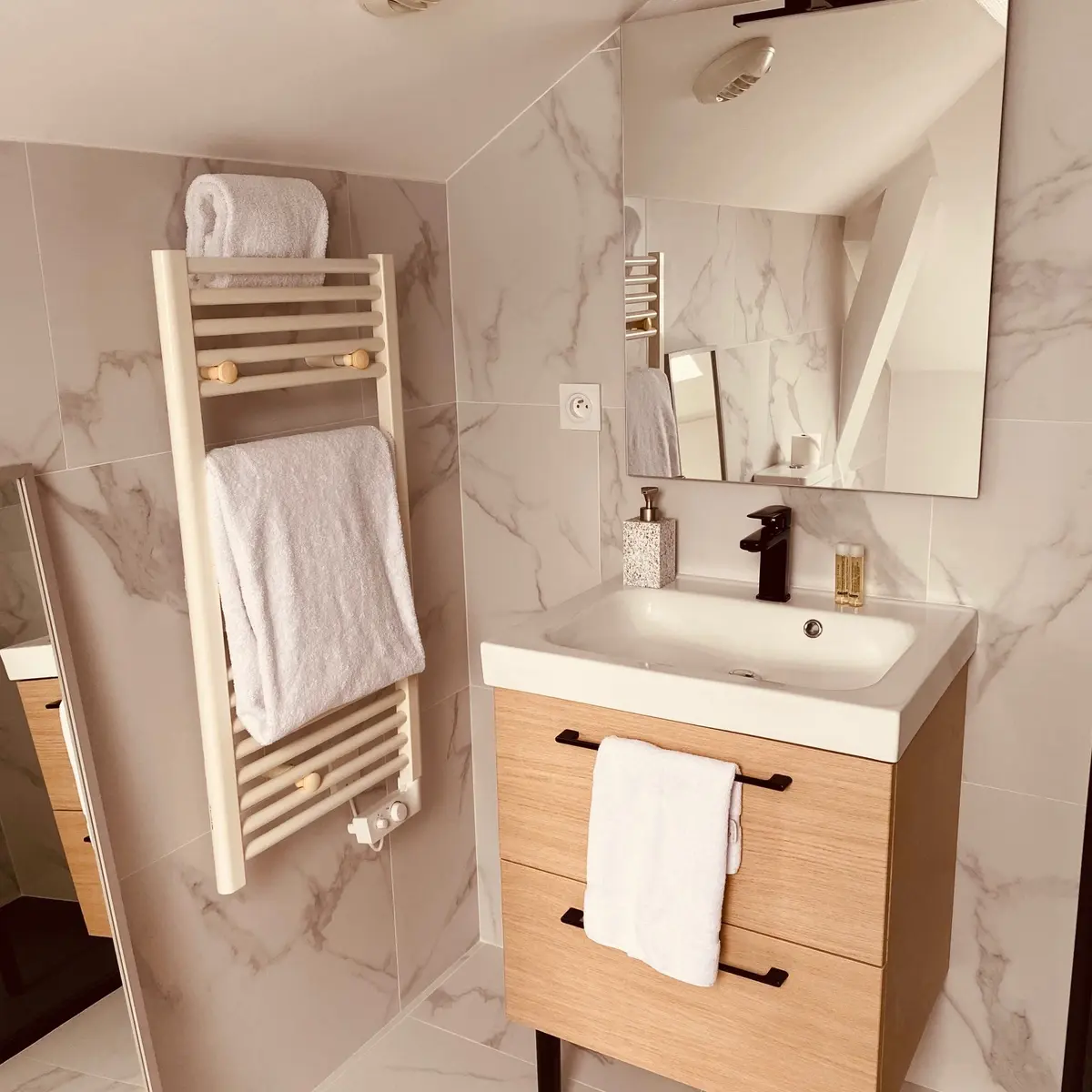 Salle de bains appartement 8 Solférino