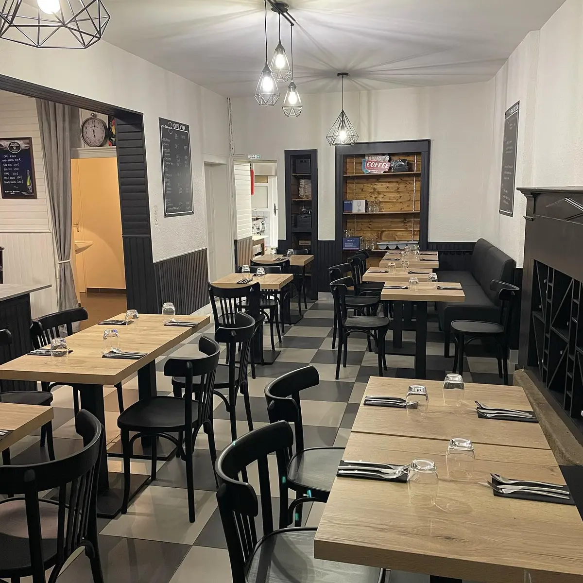 L'Embuscade_Bréal_Salle