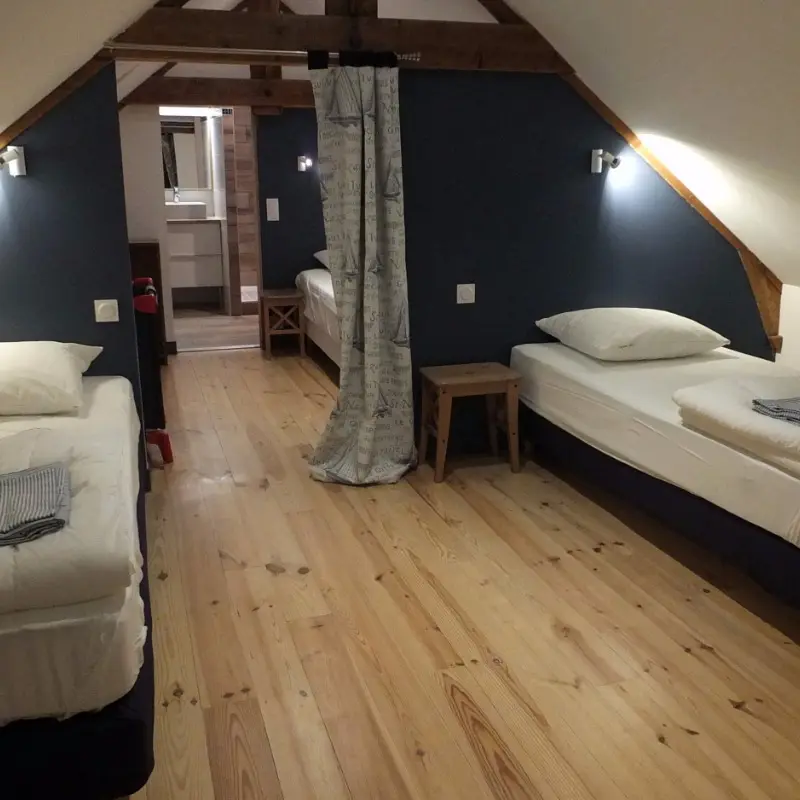 Location- Les Hirondelles - Le Val es Bouilli - St Jouan des Guérets