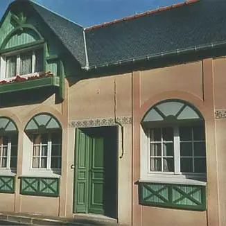 Madame Geneviève QUINIOU-ROUTIER