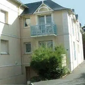 Madame Georgette BLANCHARD