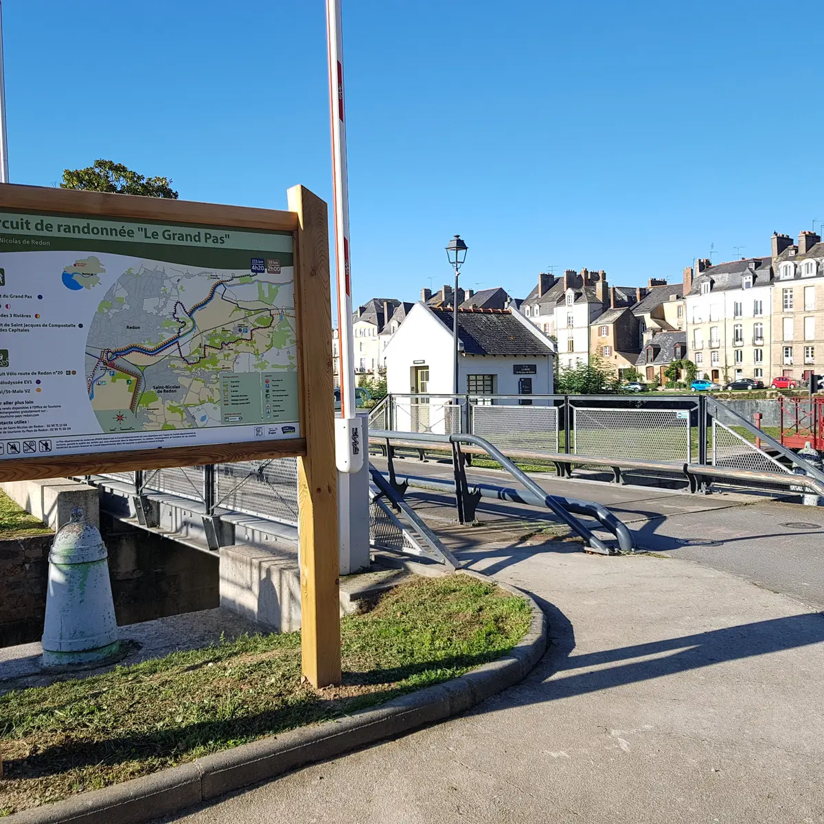 Départ de l'écluse de la Digue