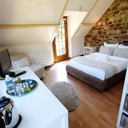 Petit-moulin-du-Rouvre_Mesnil-Roch_chambre de caractère étage_2021_Moulin du Rouvre